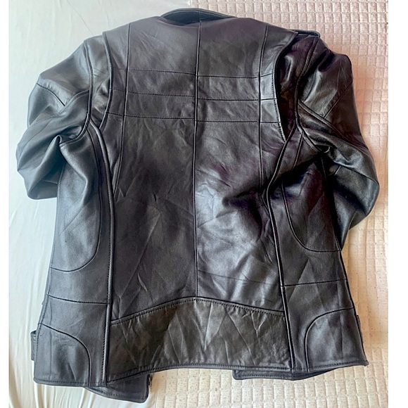 Cropped Leather Jacket - Picture 2 of 4